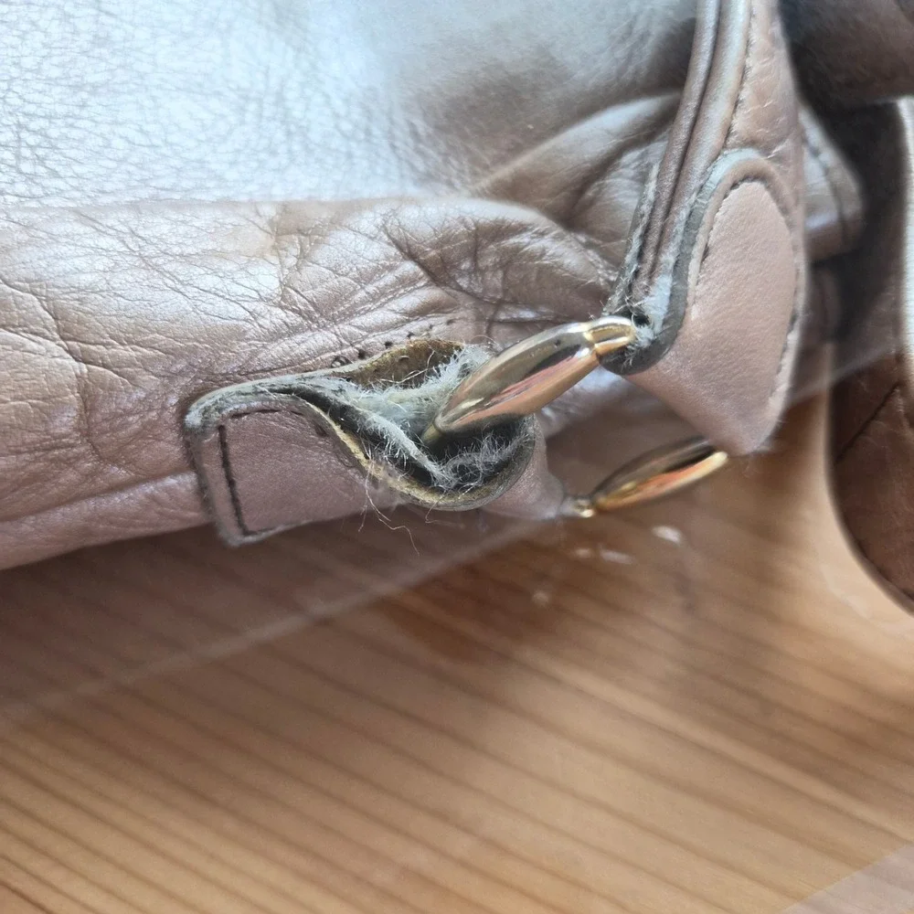 SAS San Antonio Shoemakers Metallic‎ Bronze Leather Crossbody Made in USA Retro